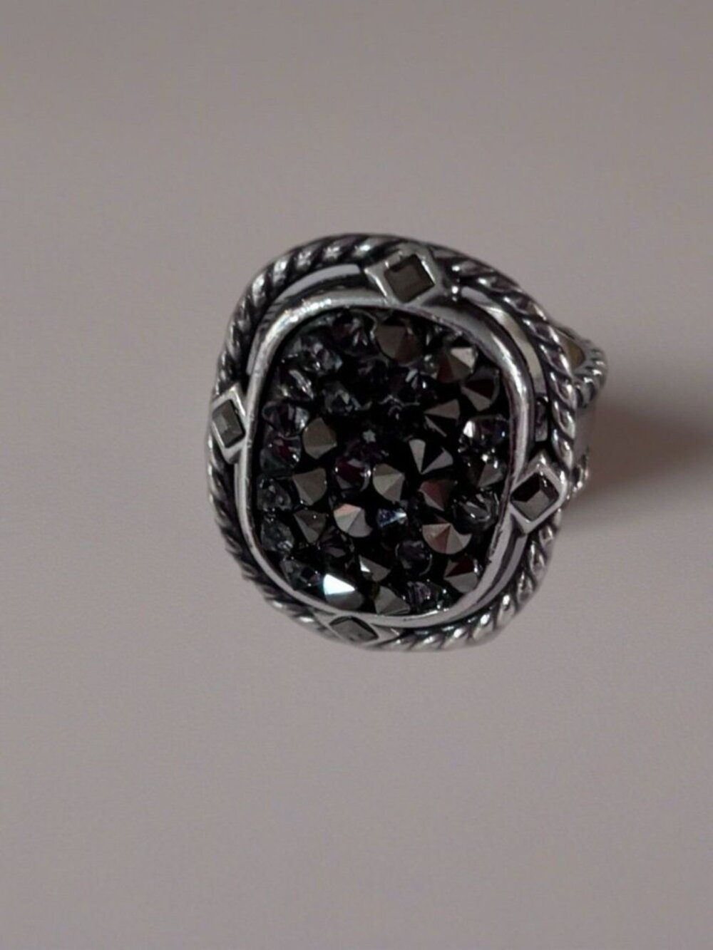 Brighton Crystal Rocks Ring Size 7 With Beautiful Crystals